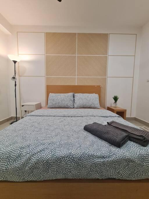 Lovely 3-Bedroom Serviced Apartment @ サイバージャヤ エクステリア 写真