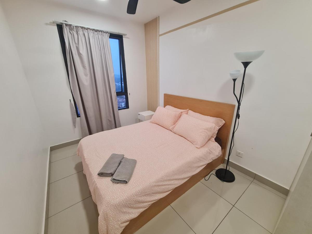 Lovely 3-Bedroom Serviced Apartment @ サイバージャヤ エクステリア 写真