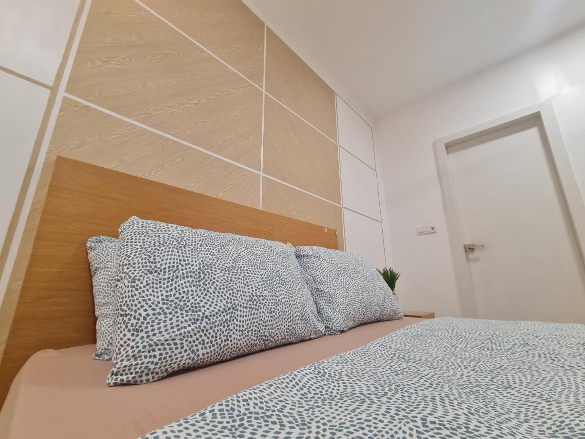 Lovely 3-Bedroom Serviced Apartment @ サイバージャヤ エクステリア 写真